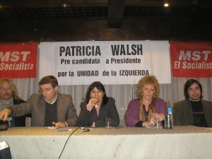 De izquierda a derecha Rubn Pollo Sobrero, Juan Carlos Giordano, Patricia Walsh, Liliana Olivero y Daniel Campos