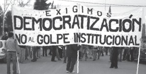 Estudiantes de Comahue protestando