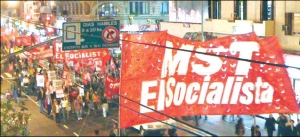 Columna del MST El Socialista en la marcha