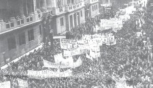 Una multitud reclam la enseanza estatal y laica ante el Congreso (19 de septiembre de 1958)