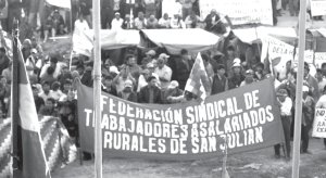 Campesinos bloqueando Santa Cruz
