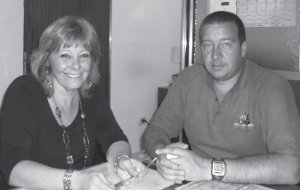 Fernando Albareda junto a la diputada Liliana Olivero