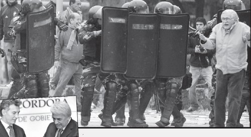 La polica reprime mientras De la Sota y Macri se reunan con fines electoralistas