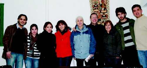 Compaeros del flamante Izquierda Socialista de Santa Cruz. En el medio, Adriana Astolfo, Luis Astolfo, Guillermo Snchez Porta y Daniela Prez Feijoo, entre otros.