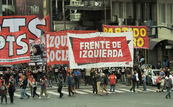 Desde Izquierda Socialista estamos completamente de acuerdo en preparar un acto unitario y cualquier otra actividad que fortalezca y desarrolle el Frente de Izquierda.