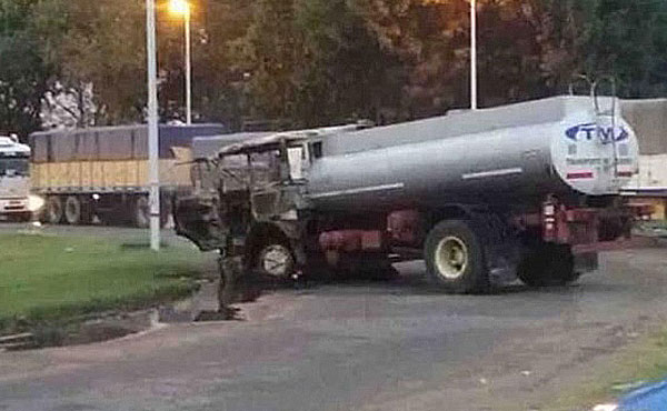 Desde Izquierda Socialista en el Frente de Izquierda manifestamos nuestra solidaridad con la familia y compa&ntilde;eros de Jonatan Gardini, trabajador del sindicato de vigiladores atropellado por un cami&oacute;n durante un corte de ruta en el Cord&oacute;n Industrial de San Lorenzo, provincia de Santa Fe.
