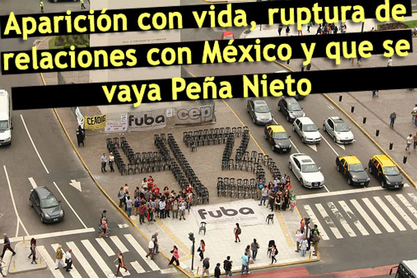 Concentración frente a la Cancillería argentina y marcha a la embajada de México por los 43 estudiantes desaparecidos