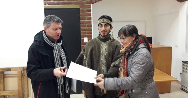 Juan Carlos Giordano junto a Sonia Ivanoff, abogada de Facundo Jones Huala y con su hermano Fernando