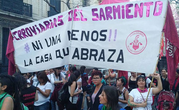Se trata de un proyecto impulsado por las ferroviarias agrupadas en "Mujer Bonita es la que Lucha" (Lista Bord&oacute; Nacional) y el Cuerpo de Delegados del Sarmiento. Tiene por objetivo acompa&ntilde;ar a mujeres en situaci&oacute;n de violencia.