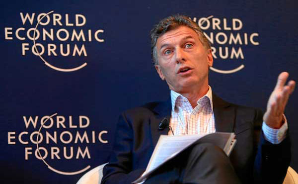 "Macri le prometió a los banqueros, multinacionales y gobiernos imperialistas con los que se reunió en Davos que seguirá con los despidos y el pago a los fondos buitre.