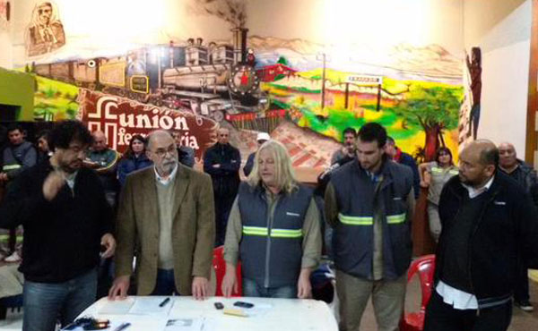 y conferencia de prensa en la Seccional ferroviaria de Haedo donde se repudió el ataque