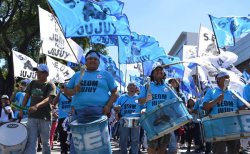 Impresionante columna del SEOM al ingresar al Estadio de Atlanta