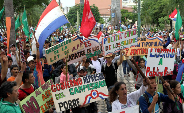 El 26 de marzo pasado se  produjo una huelga general  histórica en Paraguay