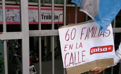 Hay que prohibir las suspensiones y despidos por ley