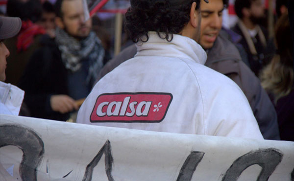 Luego de 50 días de paro, portones bloqueados y con una guardia de mañana, tarde y noche, se levantó el paro.