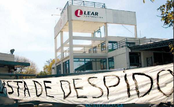  Apoyamos sus reclamos y exigimos que se corten las suspensiones y que la crisis la paguen las patronales, no los trabajadores.