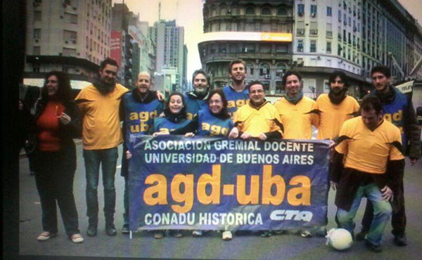 Los docentes universitarios y pre-universitarios nacionales llevamos adelante una de las más extendidas luchas de los últimos diez años.