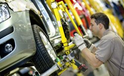 El Frente de Izquierda presentó un proyecto en el Congreso para prohibir por ley despidos y suspensiones