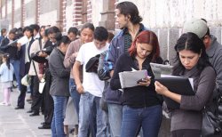 Esto explica por qué cada vez más jóvenes abandonan la búsqueda de trabajo.