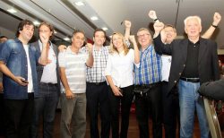 Scioli, Macri y Massa son lo mismo - Vamos con el FIT