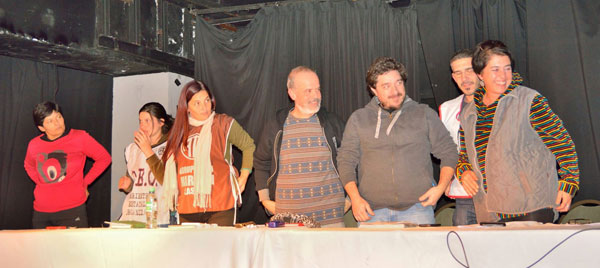 Adriana Astolfo y Luis Díaz ante los medios