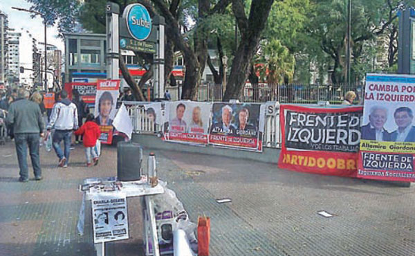 Despliegue de campaña ante los vecinos de Flores. Capital