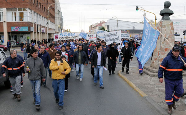 En la provincia de los K se rebajan los salarios