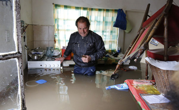Miles lo han perdido todo, el gobierno es responsable (Foto Ricardo Pristupluk)