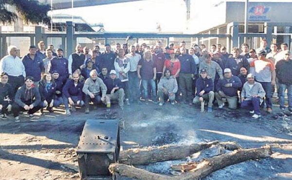 Dando el apoyo a los trabajadores aceiteros de Rosario