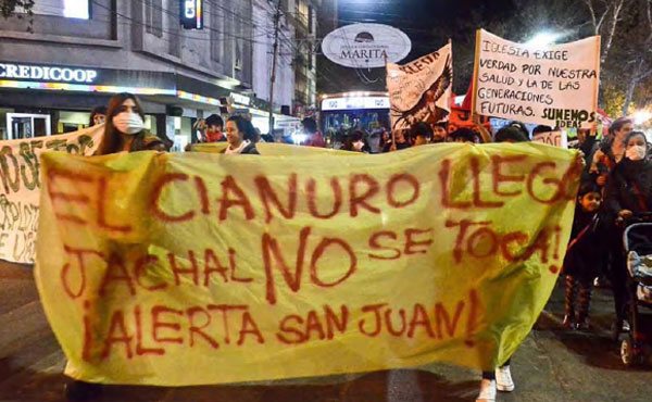 Marcha en San Juan y asamblea en Jáchal