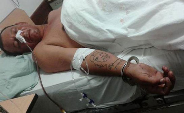 La policía de Chaco lo había molido a golpes el pasado 24 de septiembre en el desalojo de un corte de ruta. Pero Angel Verón falleció casi un mes después.