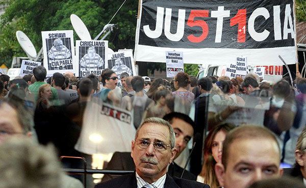 La lucha de los familiares, trabajadores ferroviarios y el repudio popular lograron un primer paso en el camino de justicia