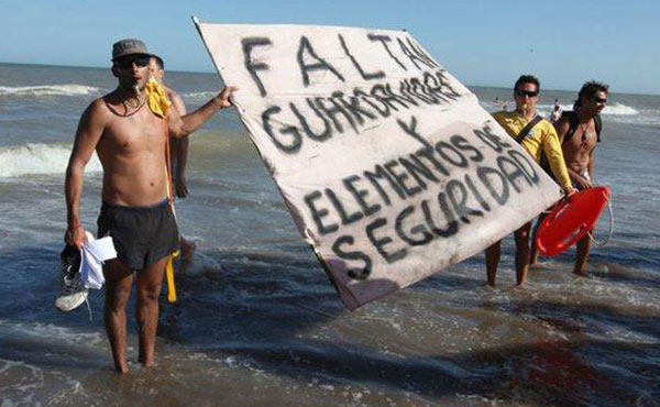 Denuncian que no existe la cantidad ni la ubicación de guardavidas necesaria, ni la provisión de los elementos básicos, mínimos y obligatorios que exige la ley