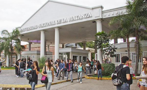 Desde la Juventud de Izquierda Socialista constituimos el “Frente de Izquierda UNLAM” junto al PTS y PSTU para las elecciones de Centro de Estudiantes y Claustro (representantes estudiantiles en el Consejo Superior y Juntas departamentales por carrera) a realizarse los días 4, 5 y 6 de abril