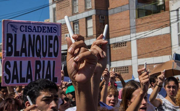 Los docentes de esta provincia están llevando una lucha ejemplar. Hay que darles el apoyo nacional para que triunfen.