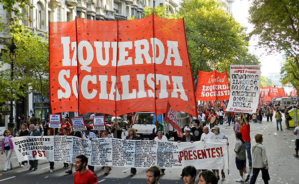 Izquierda Socialista en el Frente de Izquierda (y como parte del Encuentro Memoria Verdad y Justicia) llama a movilizar masivamente el próximo 24 de marzo.
