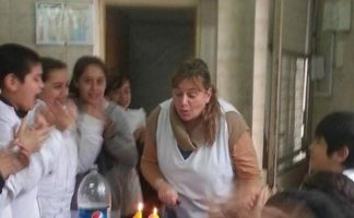 Laura López, maestra de una escuela primaria de la Villa Zavaleta de la Ciudad de Buenos Aires murió el 1 de abril, víctima del dengue. 