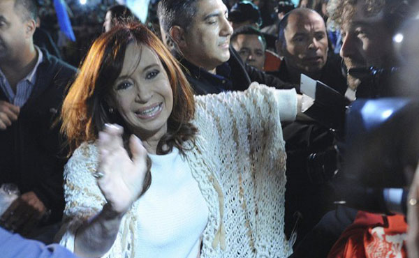  Este miércoles está citada a declarar Cristina Kirchner. Se anuncia una marcha en su defensa organizada por el mismo Máximo Kirchner por parte de la Cámpora y el conjunto del kirchnerismo 