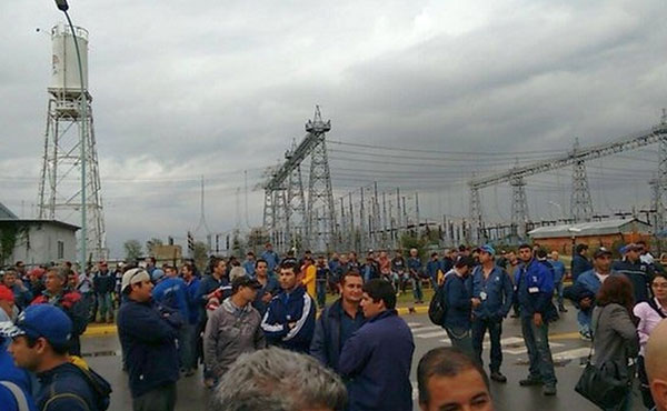 Corte de la Panamericana entre Zárate y Campana