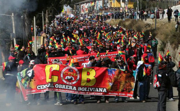 La Central Obrera Boliviana (COB) llamó al “paro movilizado” este lunes 20 después de tres semanas de marchas aisladas por presión de sus bases