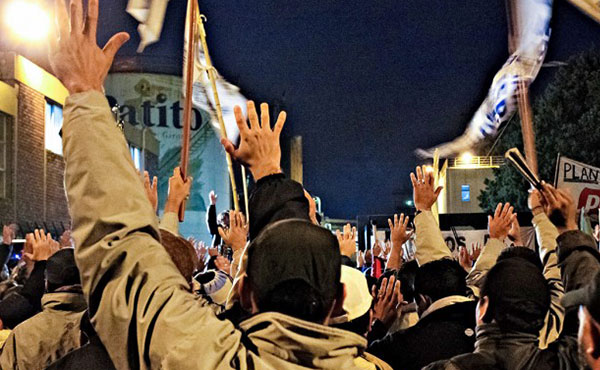 Llamamos a las más amplia unidad para que “el segundo semestre” siga siendo el del enfrentamiento al ajuste, contra el tarifazo y esencialmente para reclamar un aumento inmediato de salario y la reapertura de las paritarias para combatir la feroz alza del costo de vida.