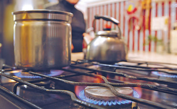 Las empresas no invierten La salida es la reestatización