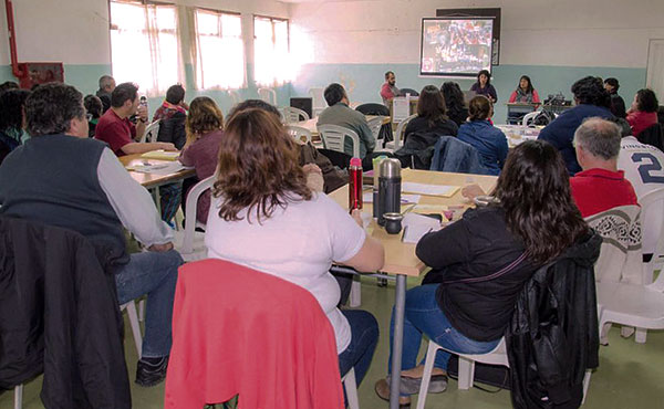 Los días 13 y 14 de agosto se realizó en Pico Truncado, Santa Cruz, el Encuentro Patagónico de Docentes en Marcha.