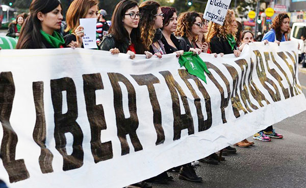 Un triunfo de las masivas movilizaciones en todo el país.