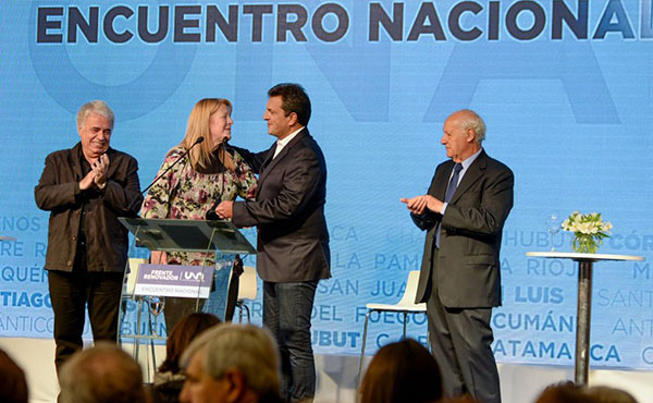 Stolbizer con Massa, De la Sota y Lavagna