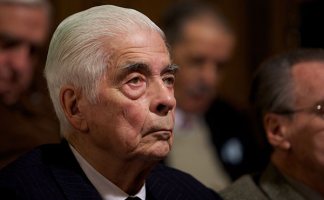 El genocida Menéndez debe ir a cárcel común