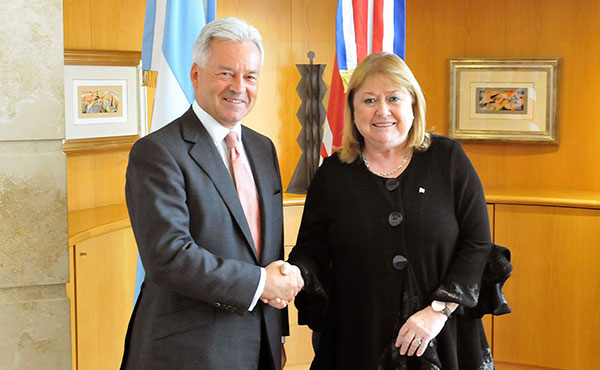 Malcorra junto a Duncan