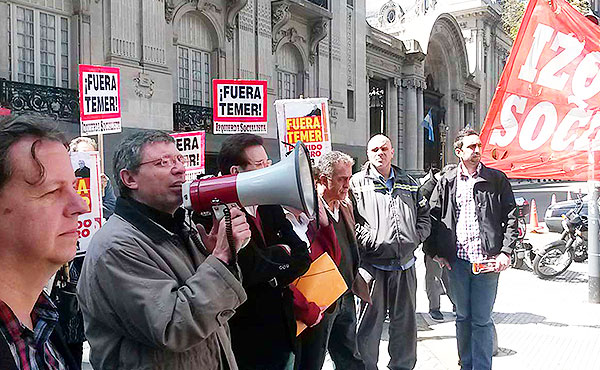 Giordano haciendo uso de la palabra