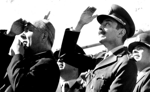 Videla con el ex cardenal Primatesta