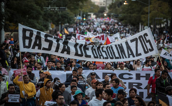 gas-protest-mexico-drivers-crossing-border-california-prices